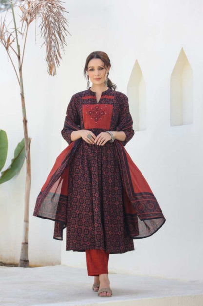 Trendy Pure Cotton Black Anarkali 3 Pcs Punjabi Suit with Dupatta [ Export Quality]